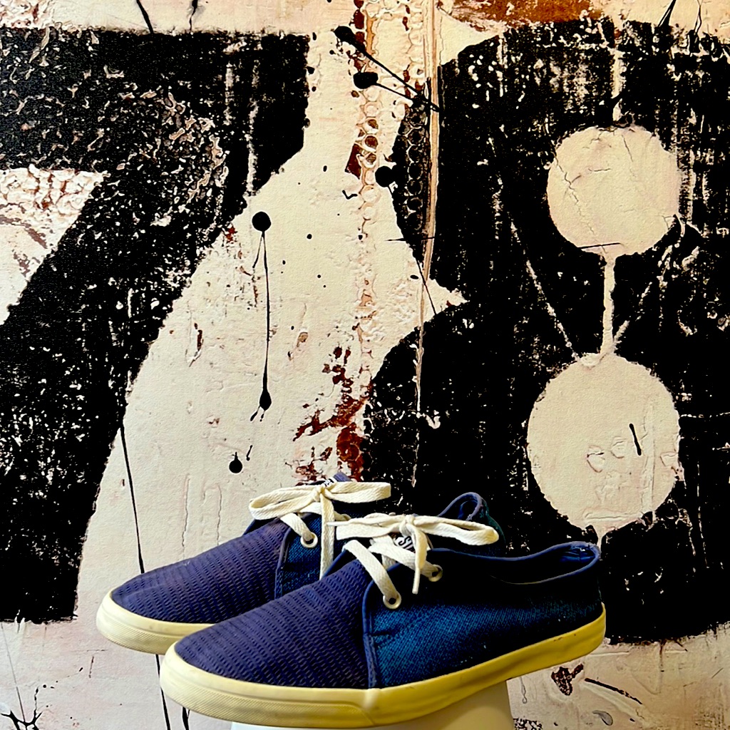 Converse Blue